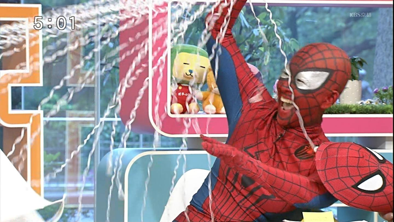 Illustration for article titled Spider-Man Appeared on Japanese Television Tonight. Chaos Ensued.